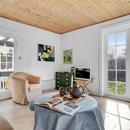 Pet Friendly In With Wifi Risskov